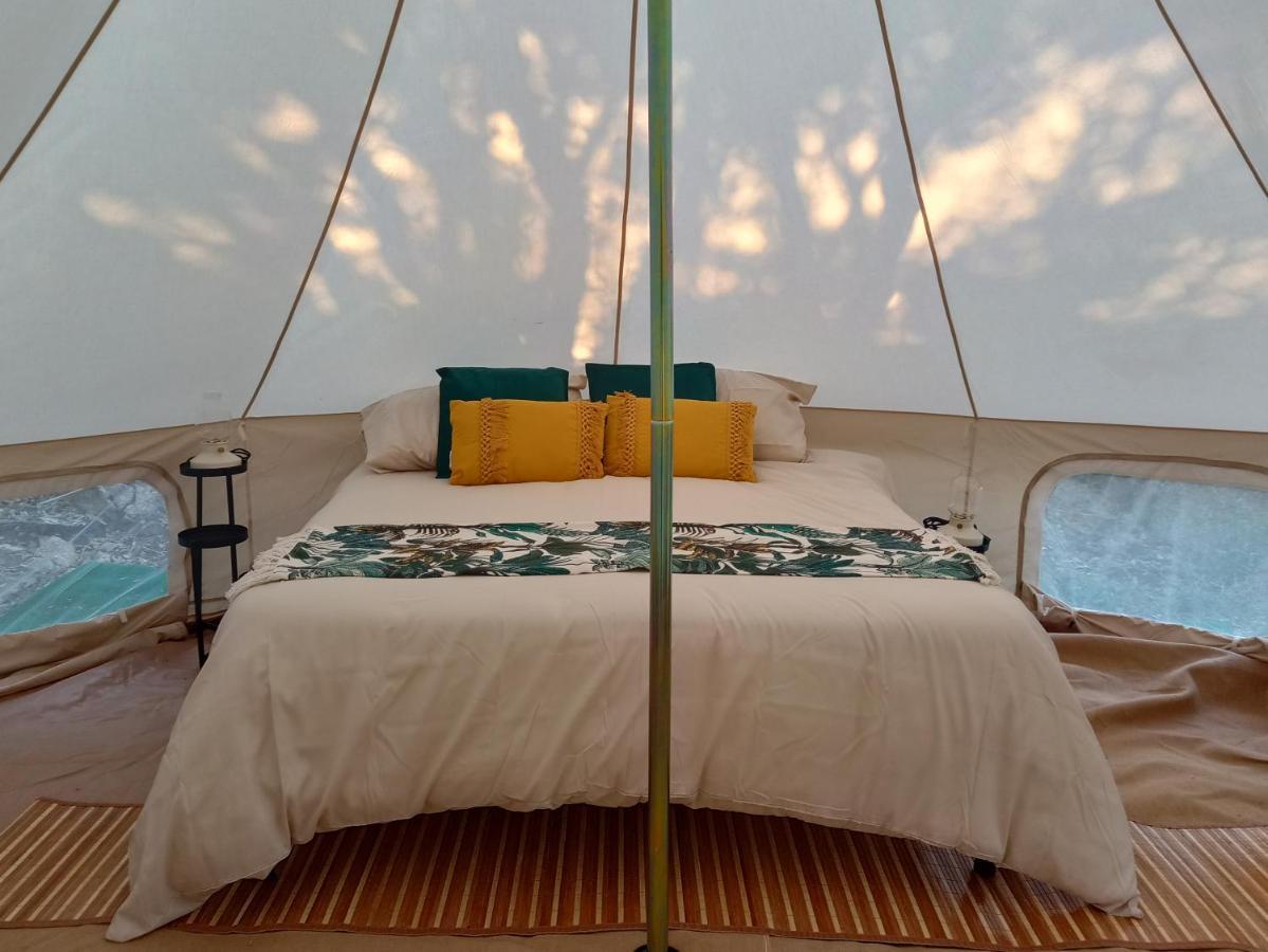 La Cera Farm Camping B&B サンタ・テレーザ・ガッルーラ エクステリア 写真